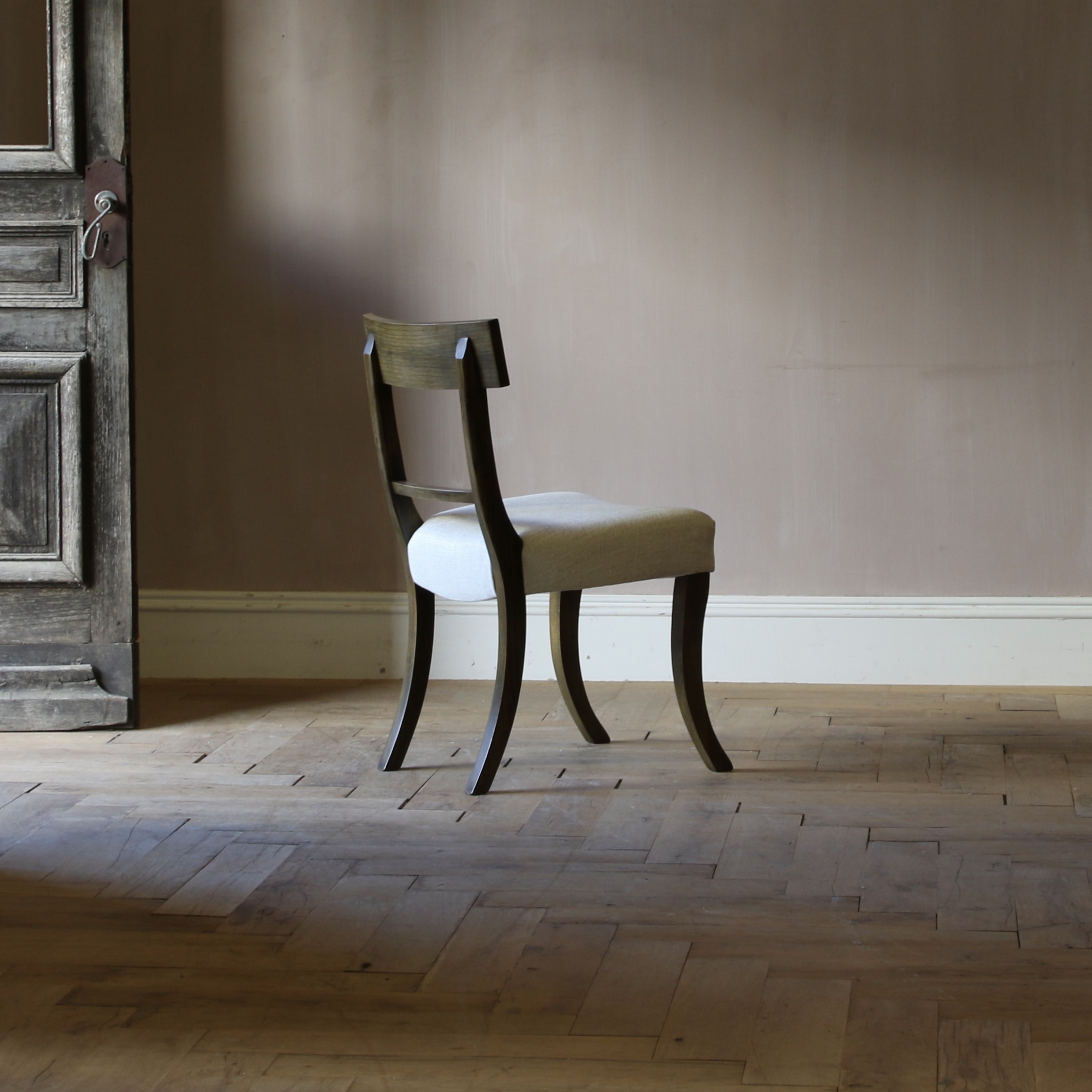 Klismos Chair // JS Editions